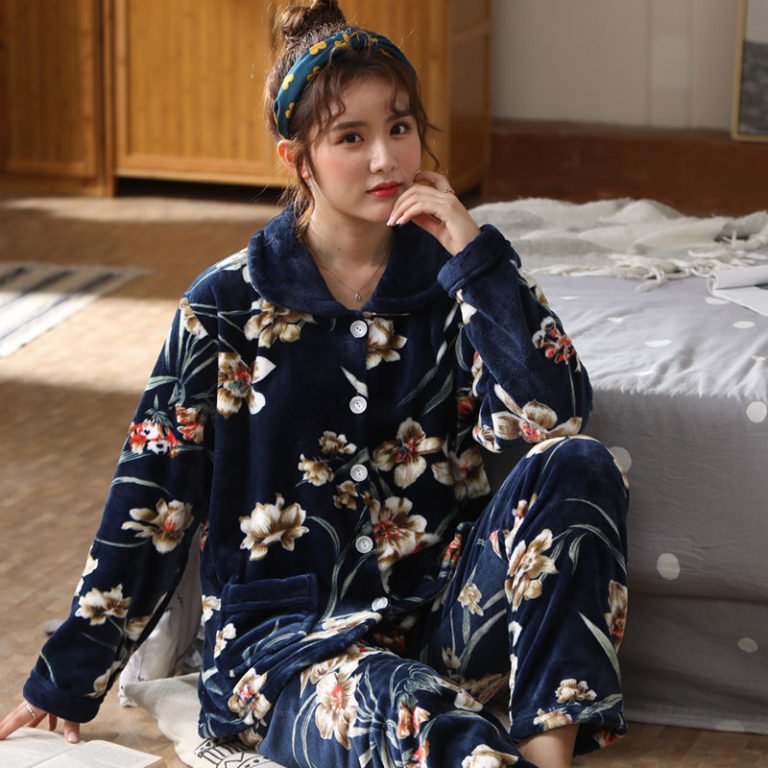 Warm Flannel Pajamas Set For Women Thick Coral Velvet Long Sleeve Panamas Sets Nightgown