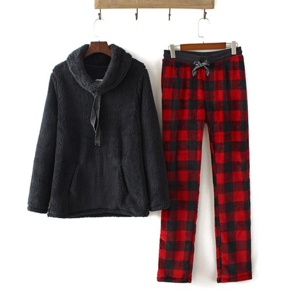 Winter women pajama .  fashion loose pajama ,  soft ,  coral,  fleece,  thickening,  casual pajama set, - Image 2